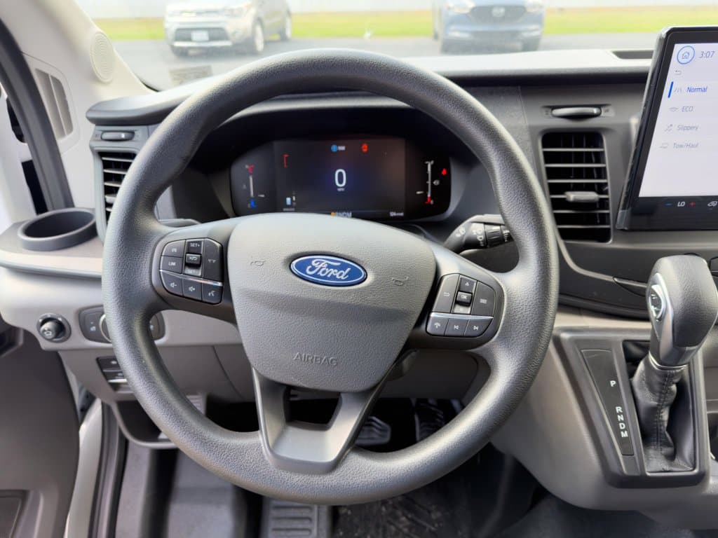 New 2026 Ford Transit-350 XL - photo - 9