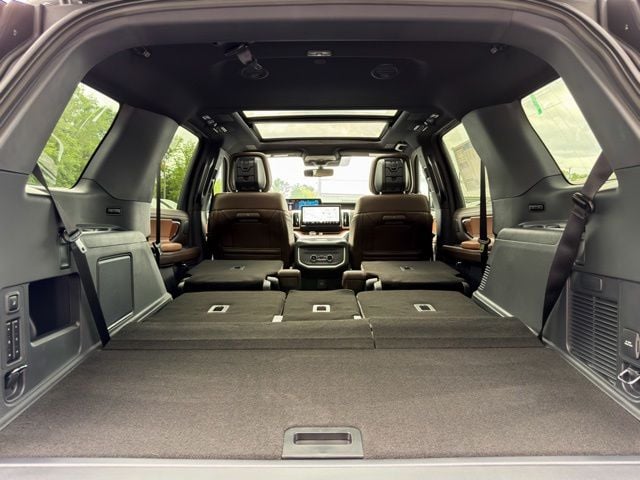 New 2027 Ford Expedition King Ranch - photo - 13