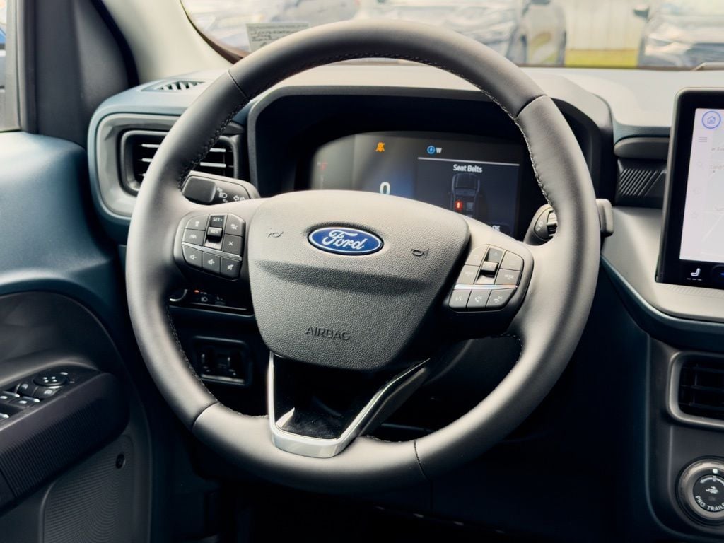 New 2026 Ford Maverick Lariat - photo - 9