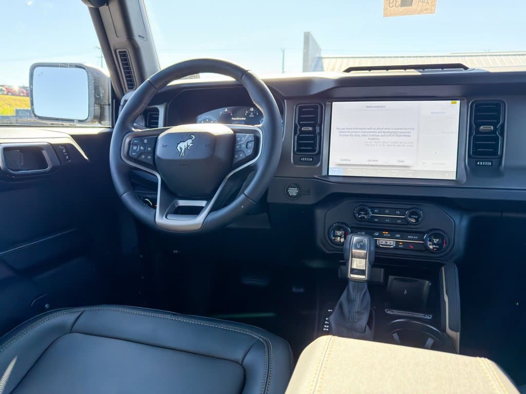 New 2026 Ford Bronco Badlands - photo - 7