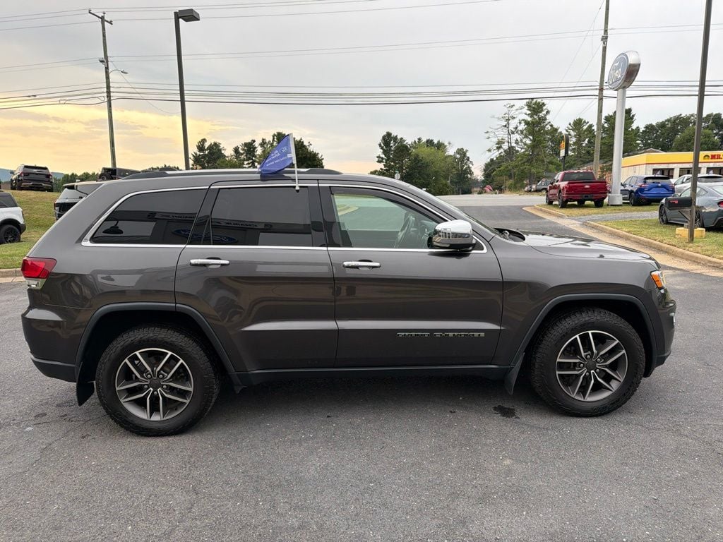 Pre-Owned 2020 Jeep Grand Cherokee Limited - photo - 5