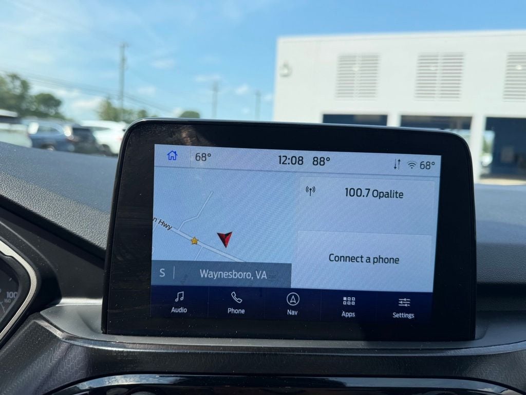 Pre-Owned 2022 Ford Escape SEL - photo - 12