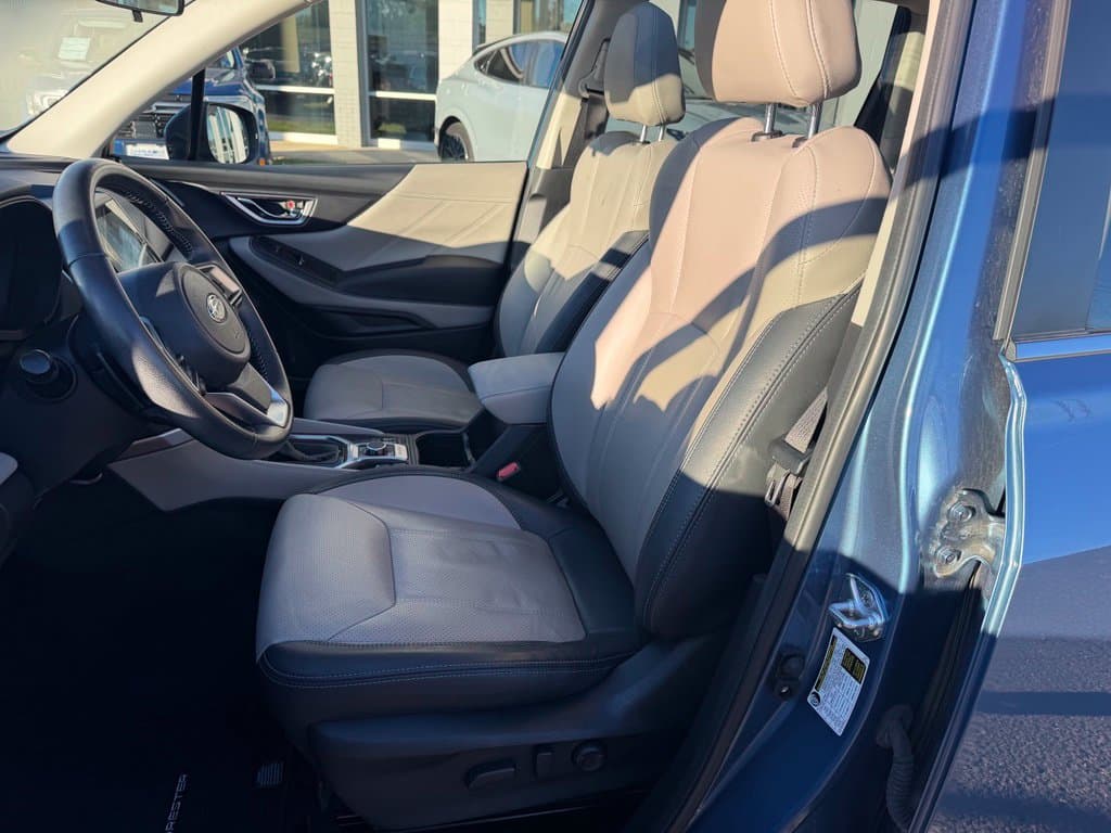 Pre-Owned 2023 Subaru Forester Limited - photo - 10
