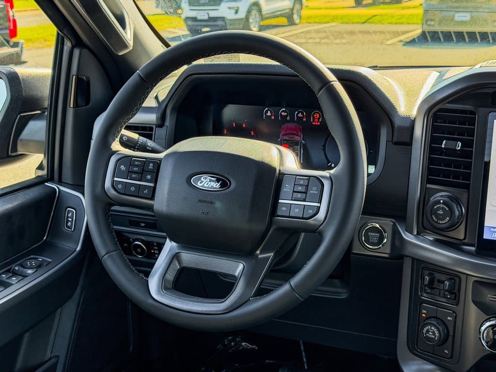 New 2026 Ford F-150 XLT - photo - 13