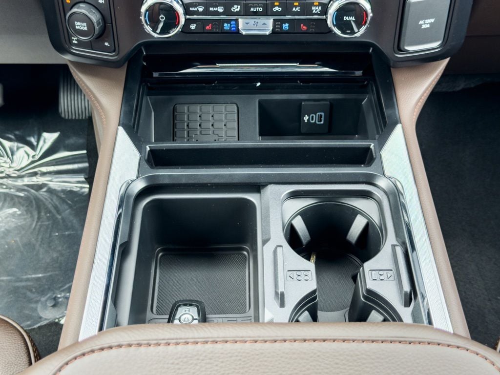 New 2026 Ford F-350SD King Ranch - photo - 18