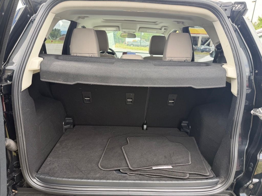 Pre-Owned 2021 Ford EcoSport SE - photo - 16