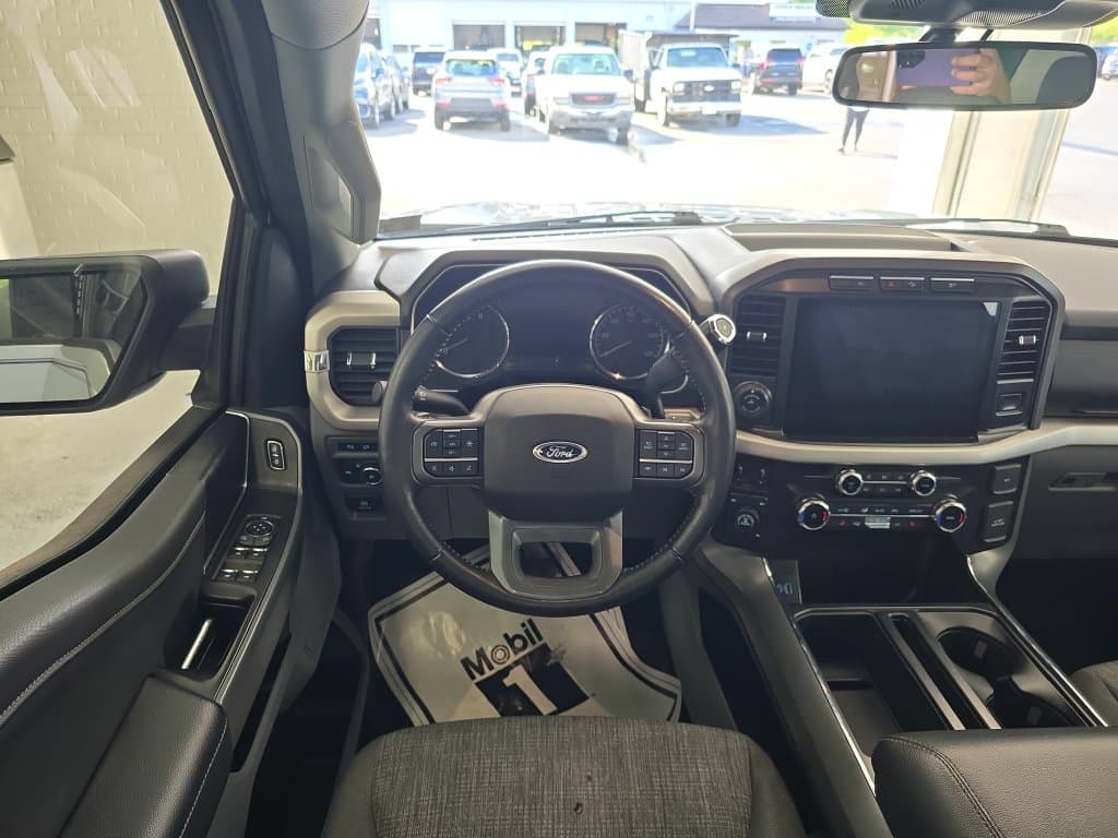 Pre-Owned 2022 Ford F-150 XLT - photo - 11