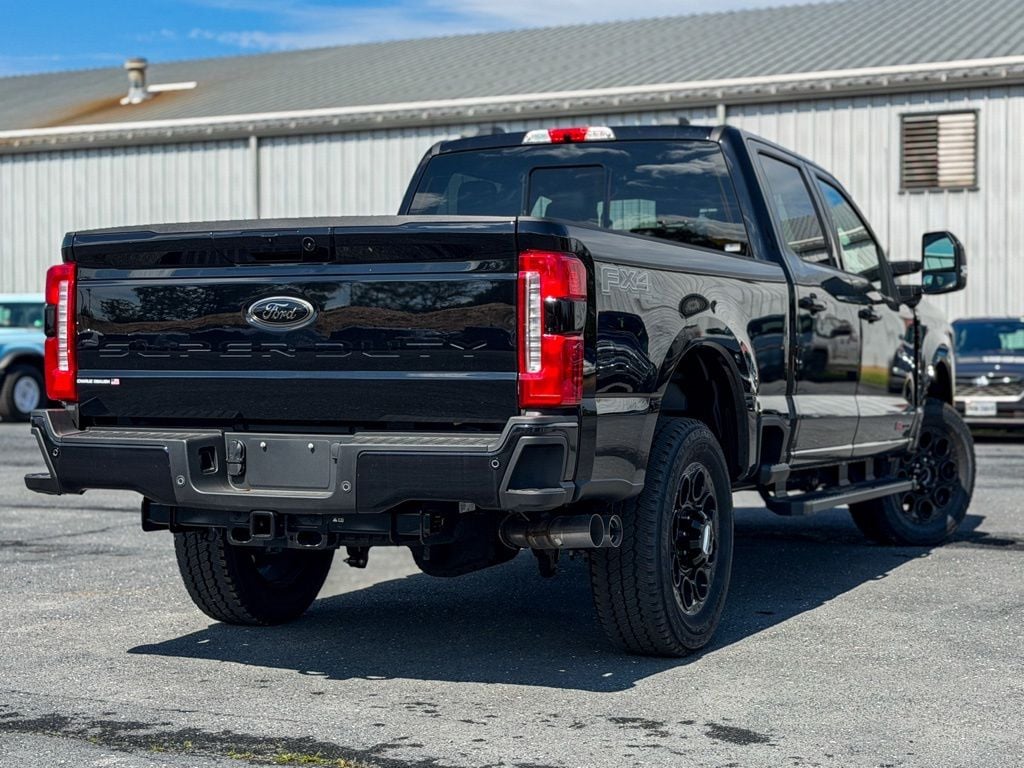 New 2026 Ford F-250SD Lariat - photo - 2