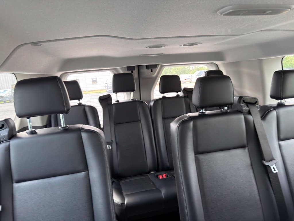 New 2025 Ford Transit-350 XL - photo - 8