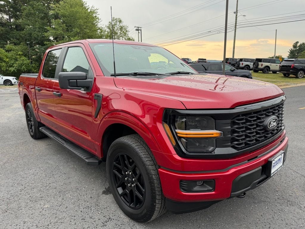 Pre-Owned 2025 Ford F-150 STX - photo - 6