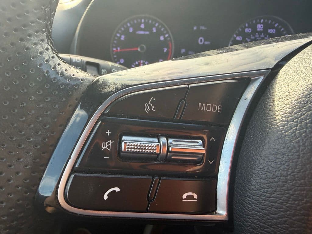 Pre-Owned 2021 Kia Forte GT-Line - photo - 10