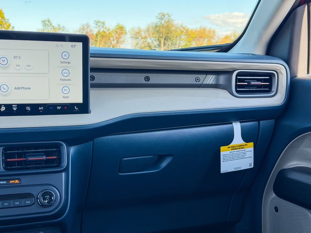 New 2026 Ford Maverick Lariat - photo - 12