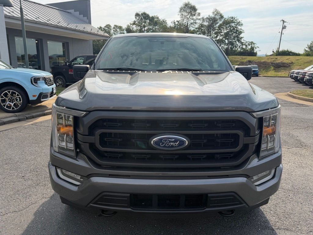Pre-Owned 2022 Ford F-150 XLT - photo - 7