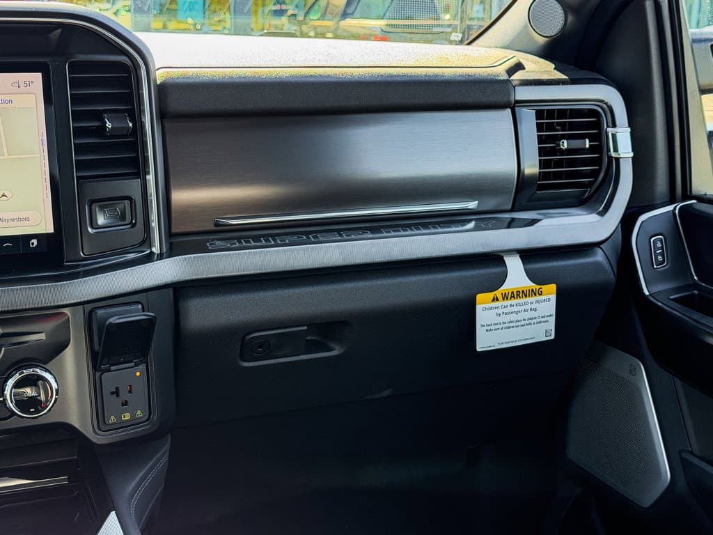 New 2027 Ford F-350SD - photo - 13