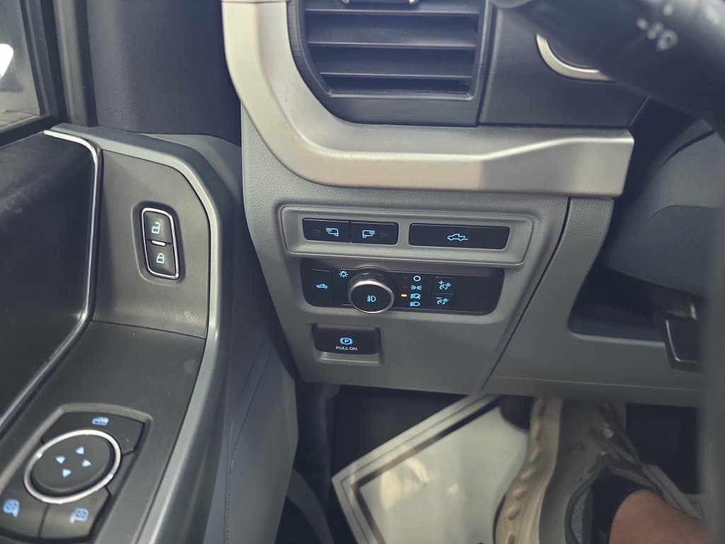 Pre-Owned 2022 Ford F-150 XLT - photo - 19