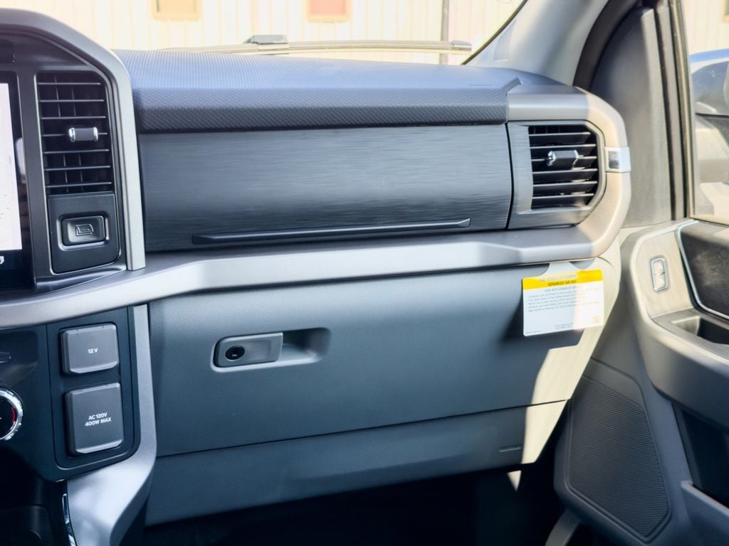 New 2026 Ford F-150 XLT - photo - 11