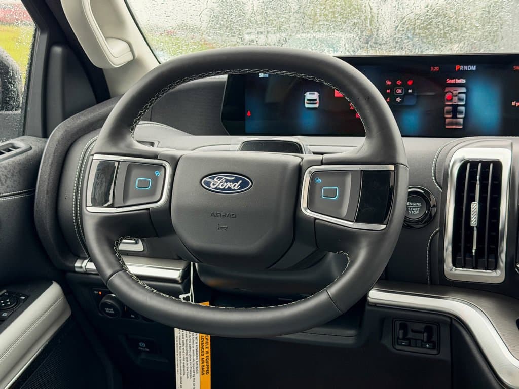 New 2027 Ford Expedition Platinum - photo - 11