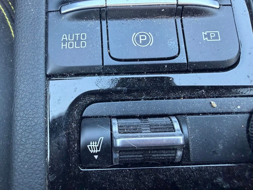 Pre-Owned 2025 Kia K5 GT - photo - 15