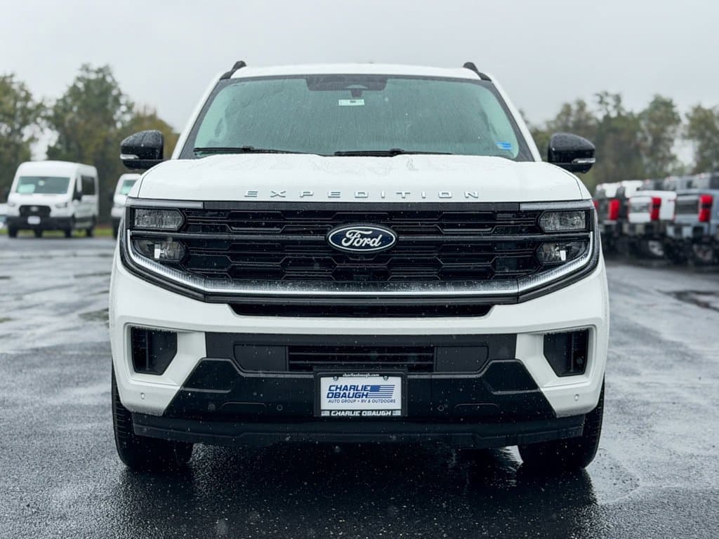 New 2027 Ford Expedition Platinum - photo - 1