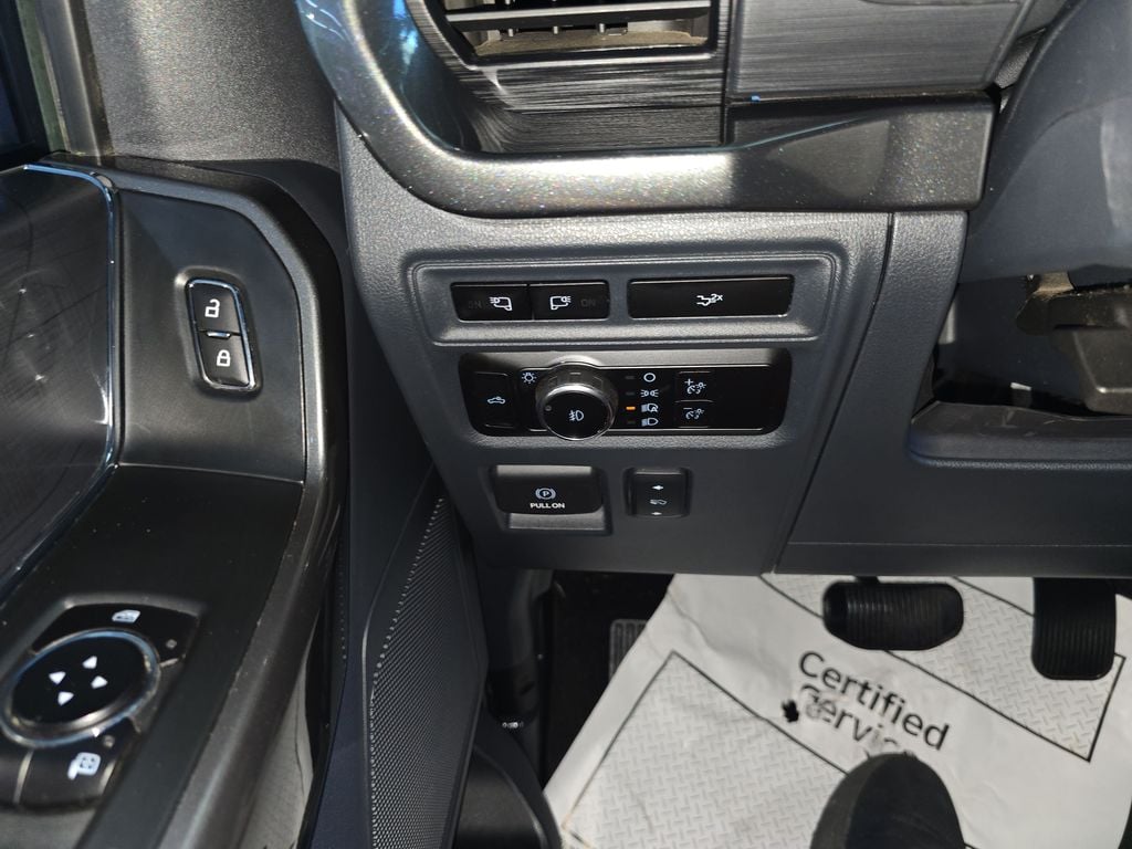 Pre-Owned 2023 Ford F-150 XLT - photo - 19