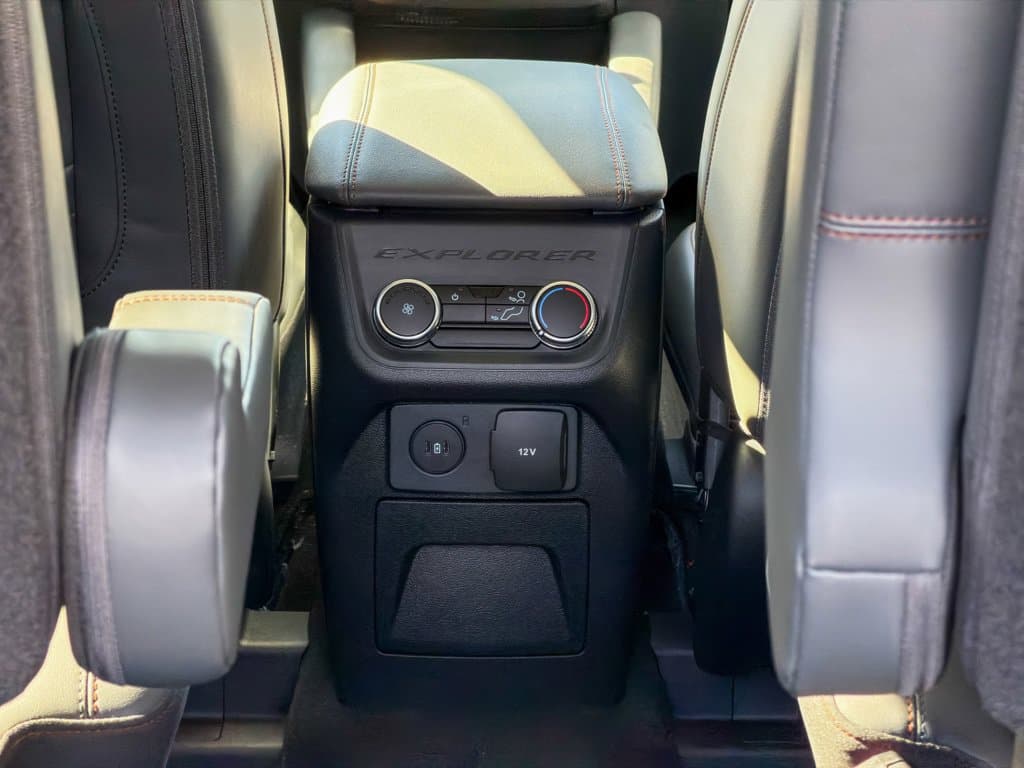New 2026 Ford Explorer Active - photo - 8