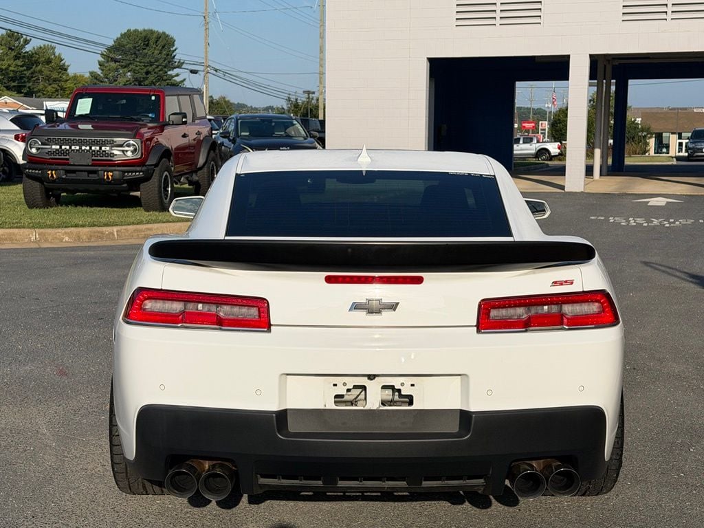 Pre-Owned 2014 Chevrolet Camaro SS - photo - 3