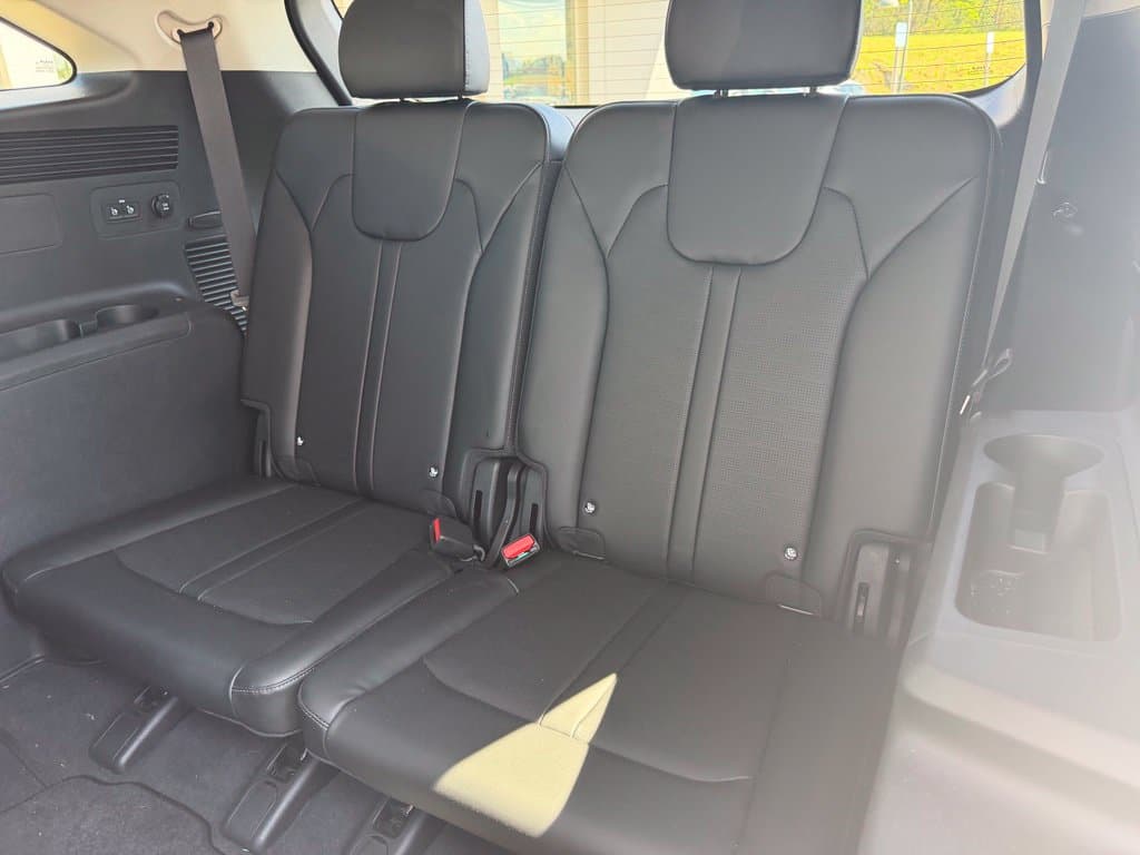 Pre-Owned 2025 Kia Sorento EX - photo - 6