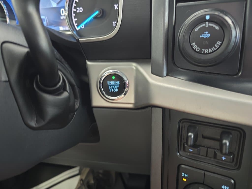 Pre-Owned 2022 Ford F-150 XLT - photo - 23