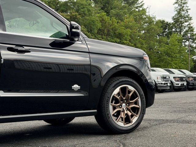 New 2027 Ford Expedition King Ranch - photo - 5