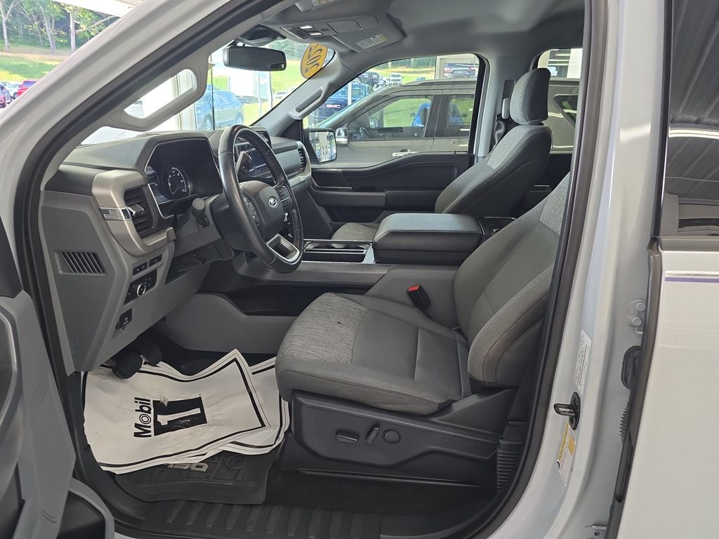 Pre-Owned 2022 Ford F-150 XLT - photo - 12