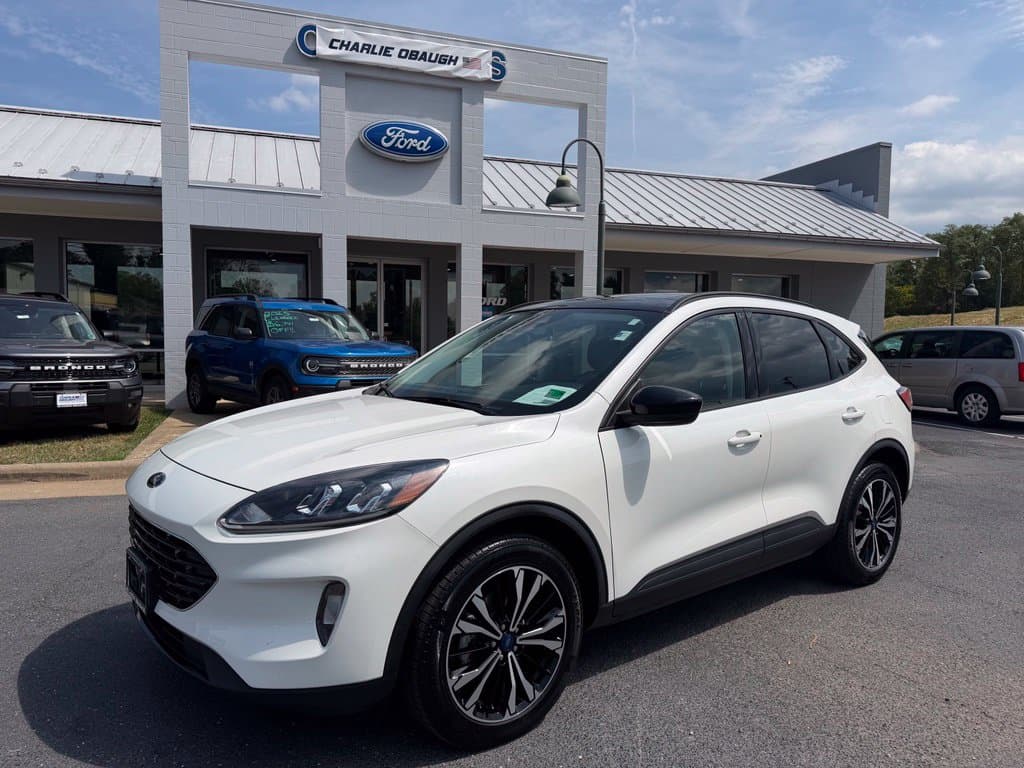 Pre-Owned 2022 Ford Escape SEL - photo - 0