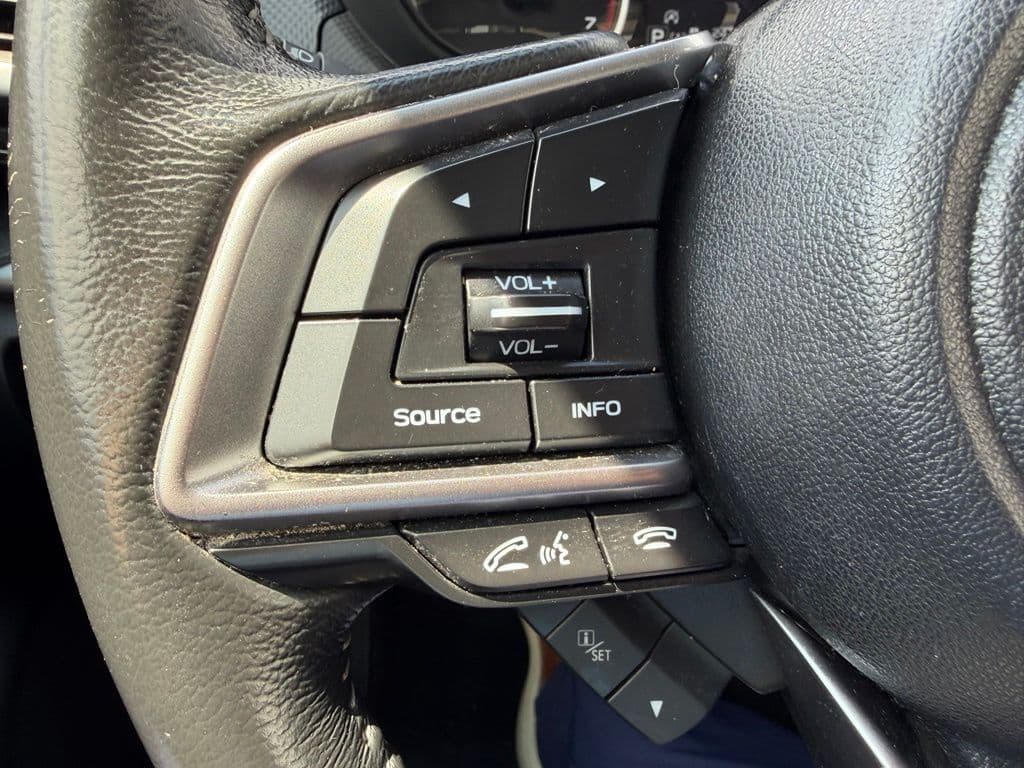 Pre-Owned 2022 Subaru Forester Premium - photo - 14