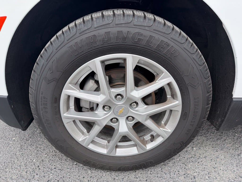 Pre-Owned 2022 Chevrolet Equinox LT - photo - 16