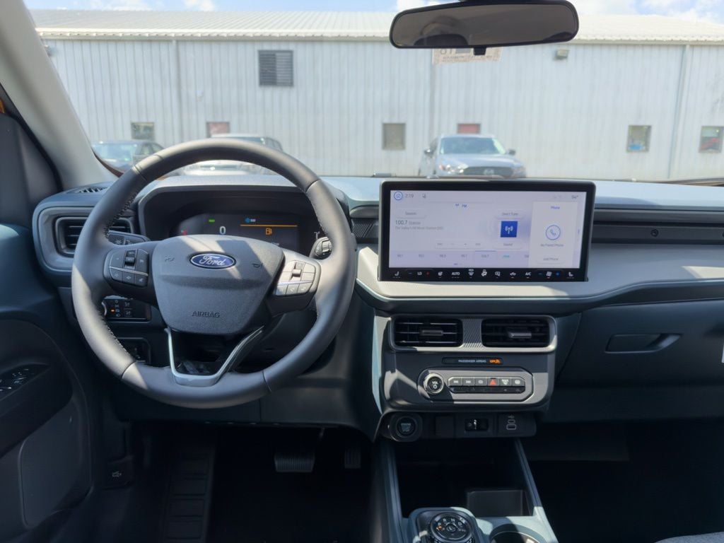 New 2026 Ford Maverick XLT - photo - 12
