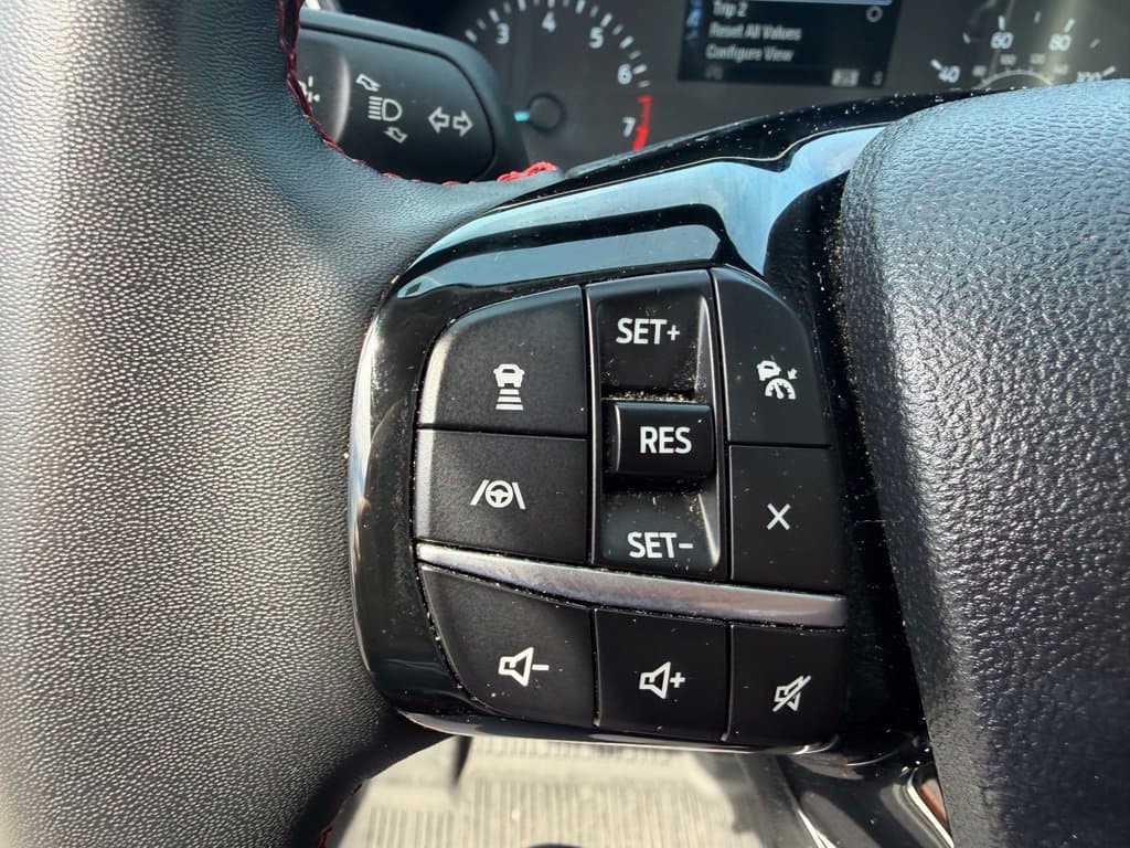 Pre-Owned 2022 Ford Escape SEL - photo - 10