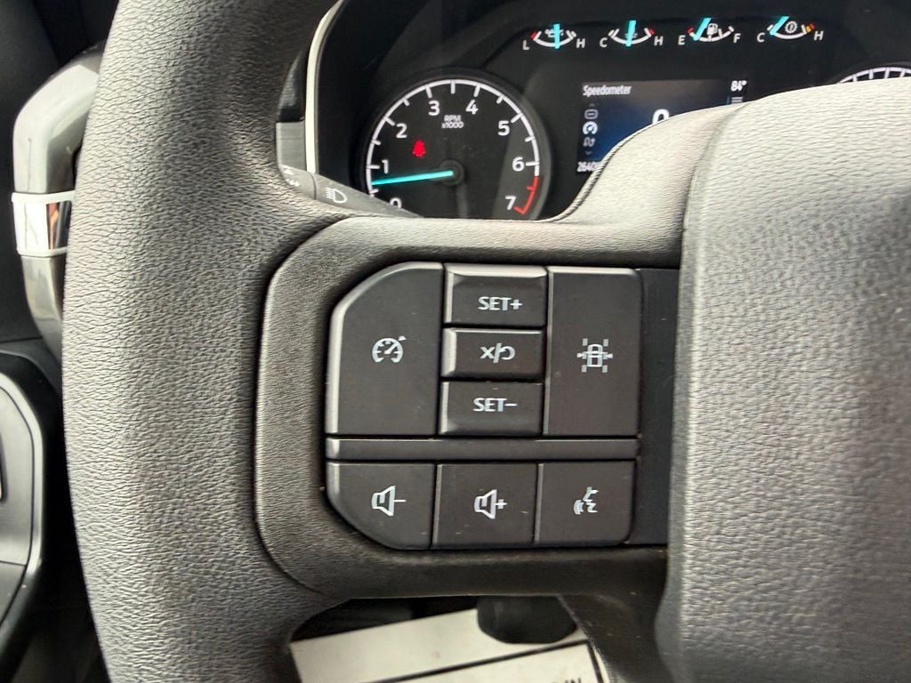 Pre-Owned 2023 Ford F-150 XL - photo - 11