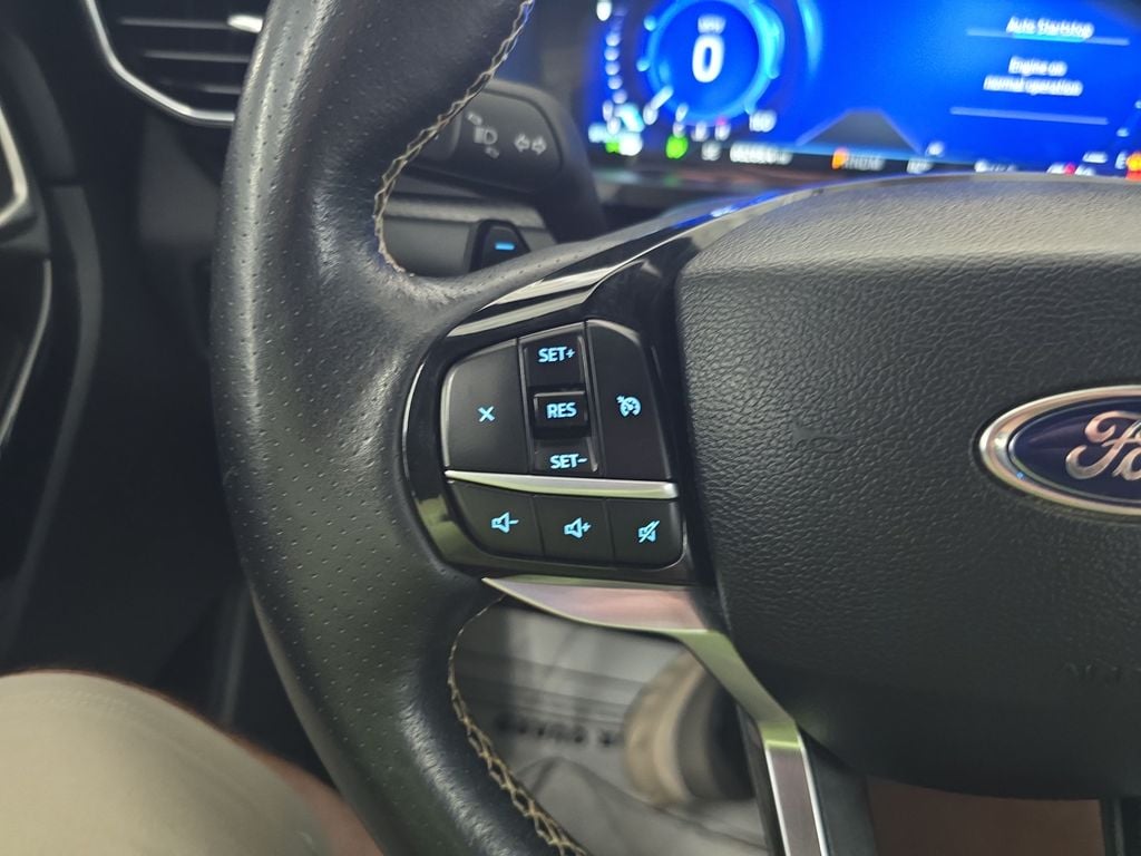 Pre-Owned 2023 Ford Explorer ST - photo - 18