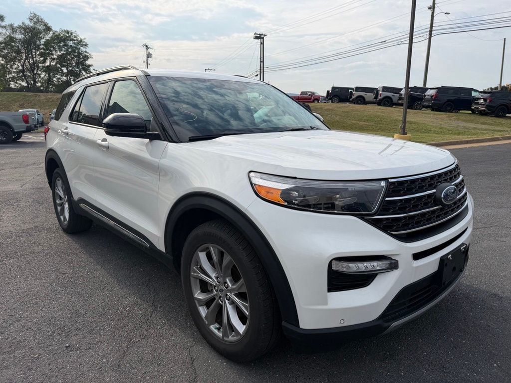 Pre-Owned 2022 Ford Explorer XLT - photo - 6