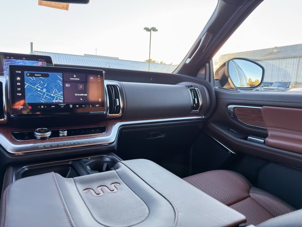 New 2027 Ford Expedition Max King Ranch - photo - 22