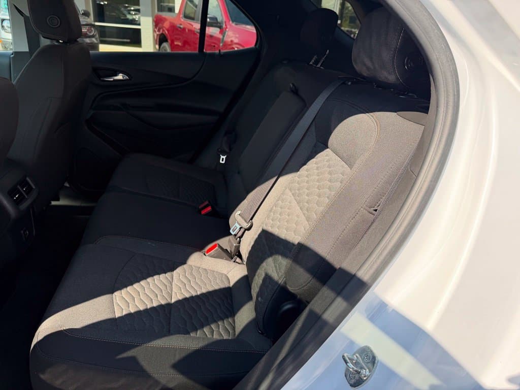 Pre-Owned 2020 Chevrolet Equinox LT - photo - 15