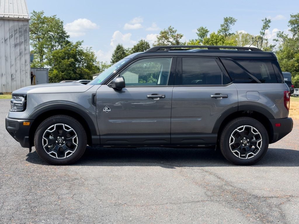 New 2025 Ford Bronco Sport Outer Banks - photo - 2