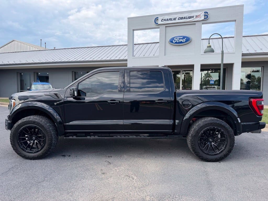 Pre-Owned 2021 Ford F-150 Raptor - photo - 1
