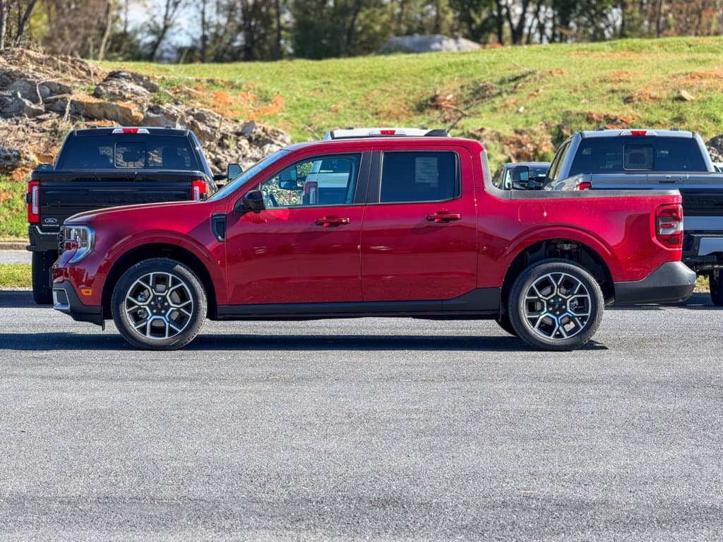New 2026 Ford Maverick Lariat - photo - 3