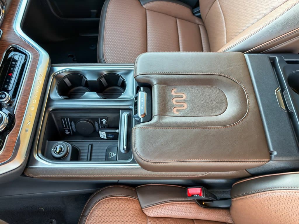 New 2027 Ford Expedition Max King Ranch - photo - 19