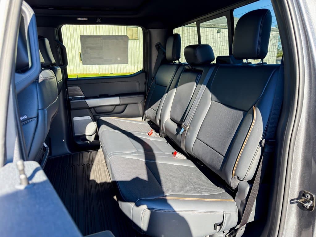 New 2026 Ford F-150 Lariat - photo - 6