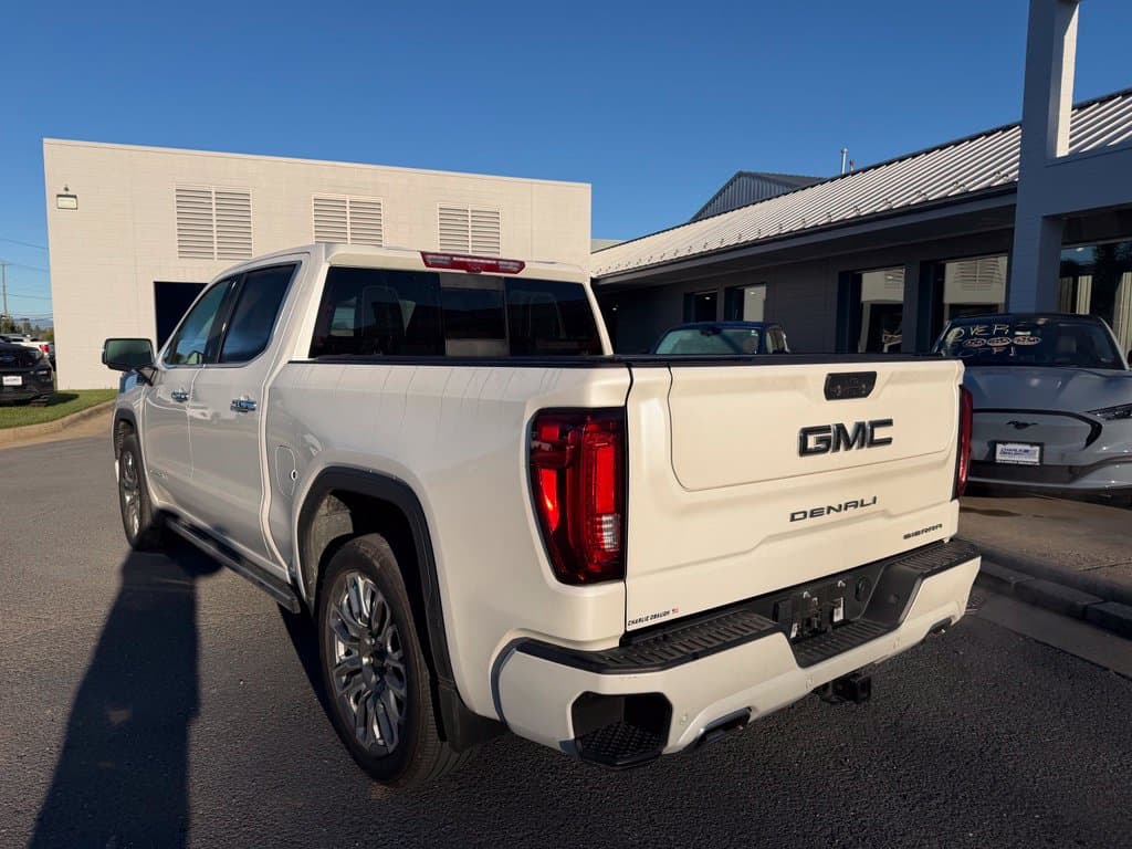 Pre-Owned 2024 GMC Sierra 1500 Denali Ultimate - photo - 2