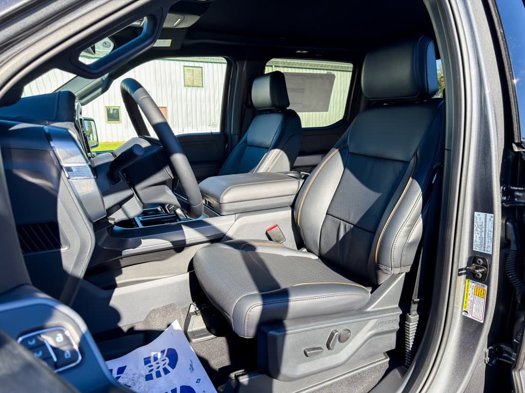 New 2026 Ford F-150 Lariat - photo - 5