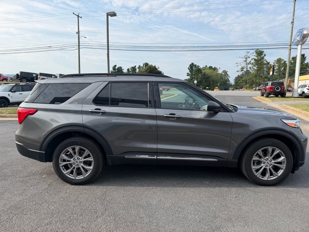 Pre-Owned 2023 Ford Explorer XLT - photo - 5