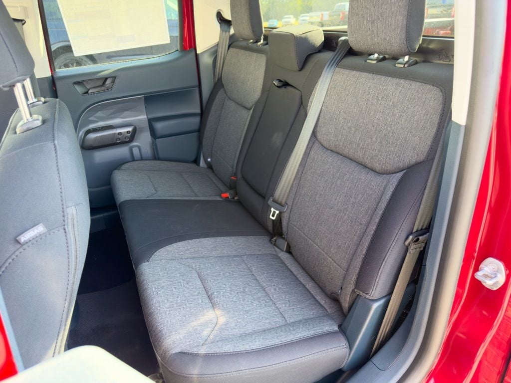 New 2025 Ford Maverick XLT - photo - 6