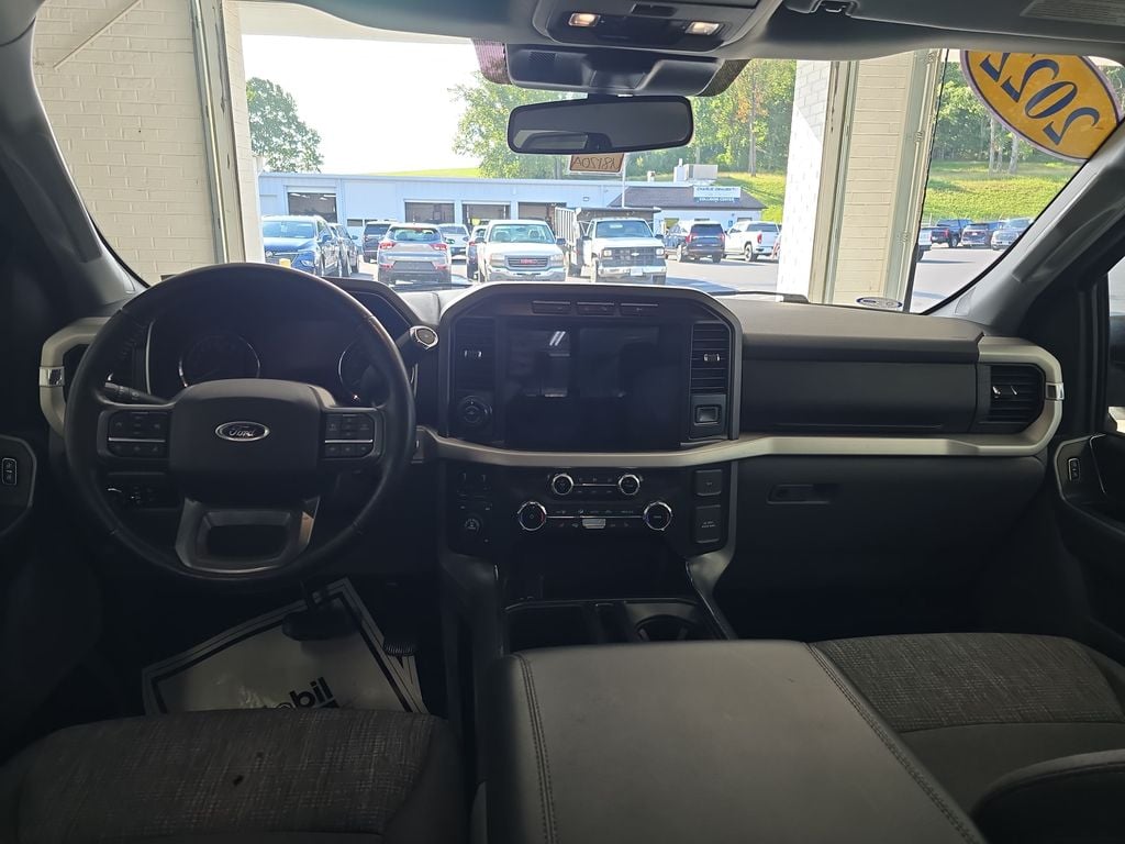 Pre-Owned 2022 Ford F-150 XLT - photo - 10